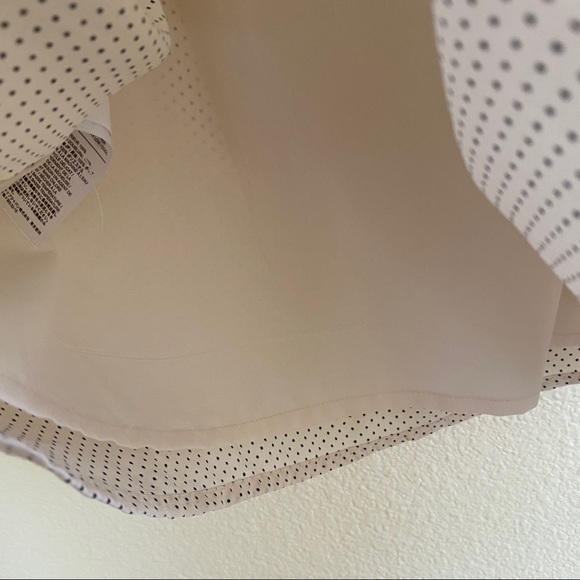 PRICE DROP! Banana Republic V-Neck Classic Camisole - Picture 7 of 7